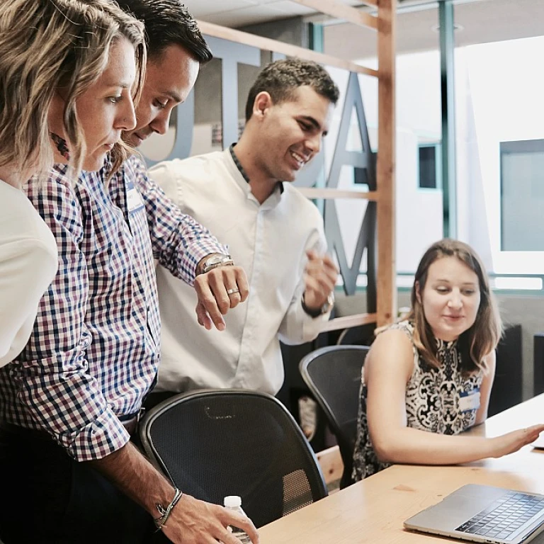 Wie man Freude am Arbeitsplatz in deutschen Unternehmen fördert